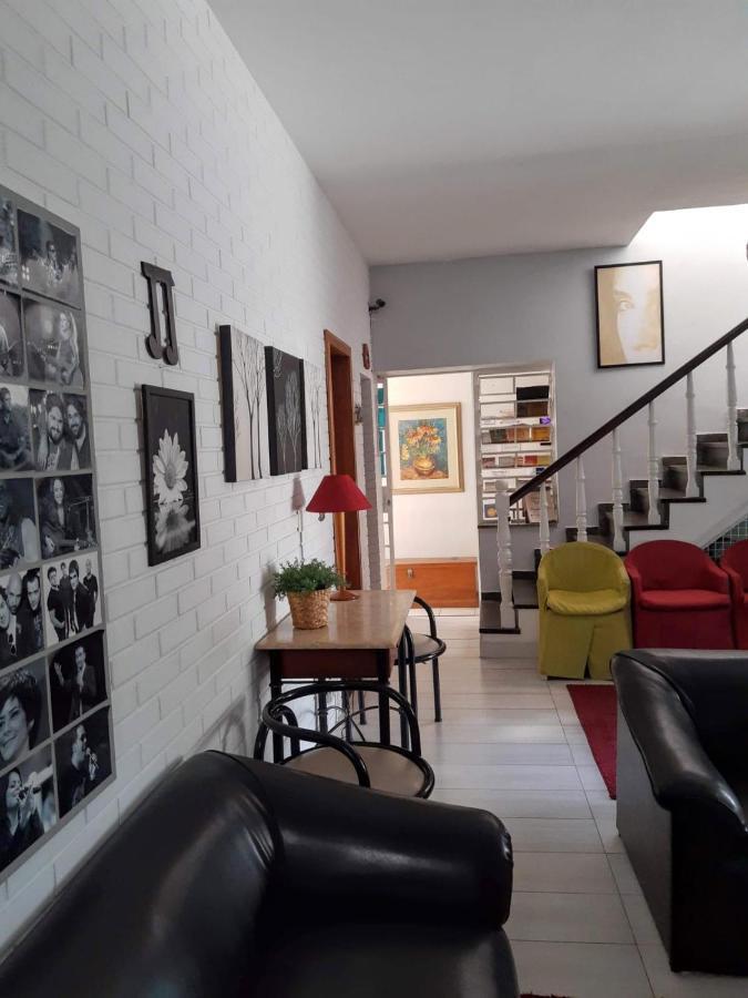 Chale Mineiro Hostel & Pousada 벨루오리존치 외부 사진